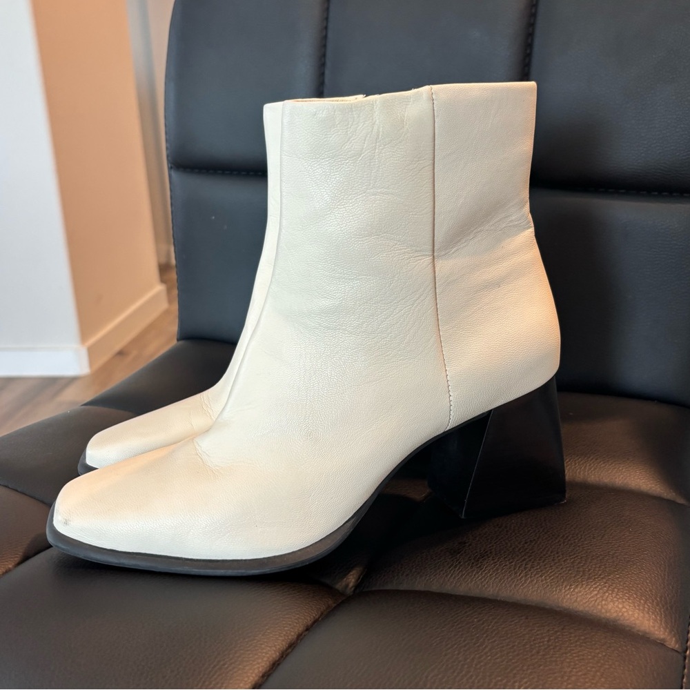 Gianni Bini Boots Size 7.5
